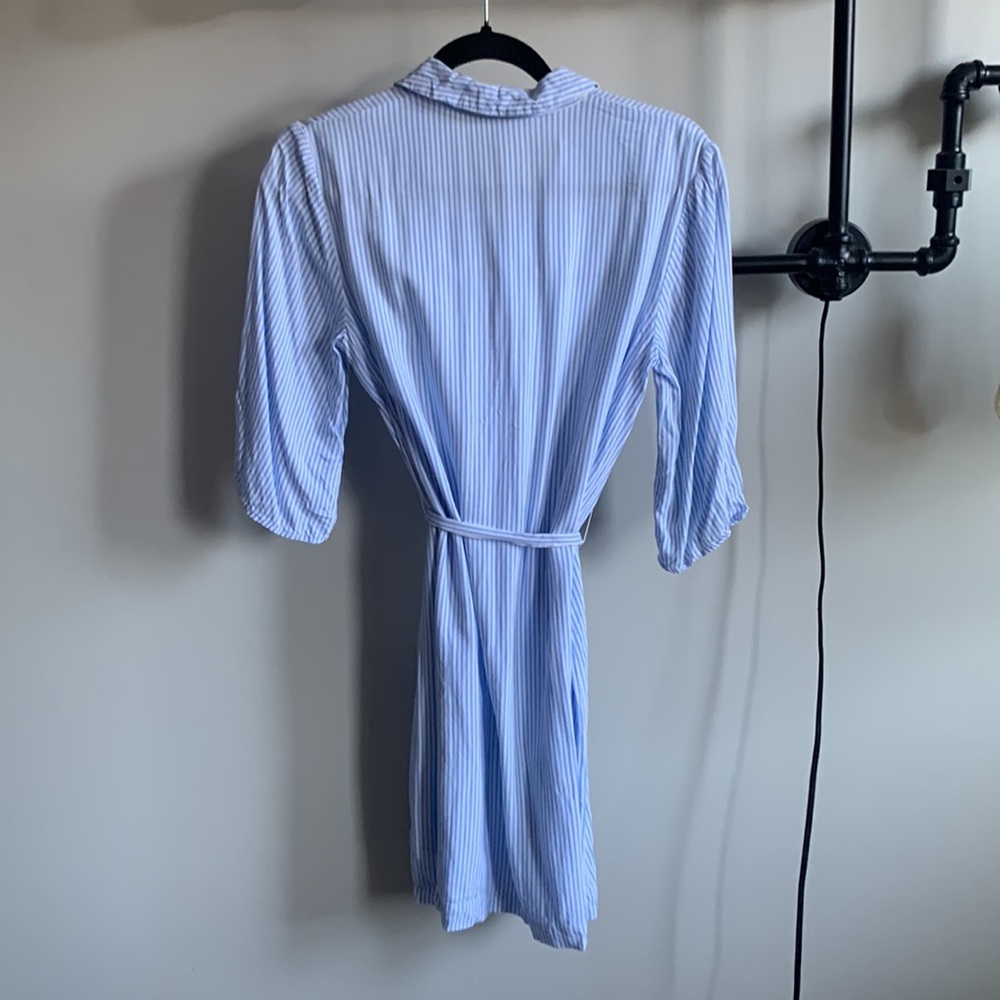 H&M Button Up Dress - Blue and White Stripe in size 2 - Picture 5 of 8